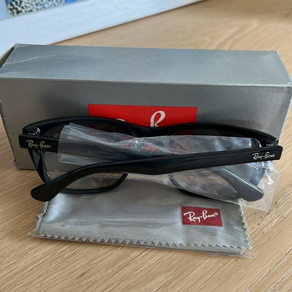 New in Box Ray-Ban Black Cat's Eye Sunglasses - Picture 5 of 9